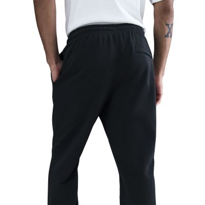 2. Nike Club M FN3787-010 Hose