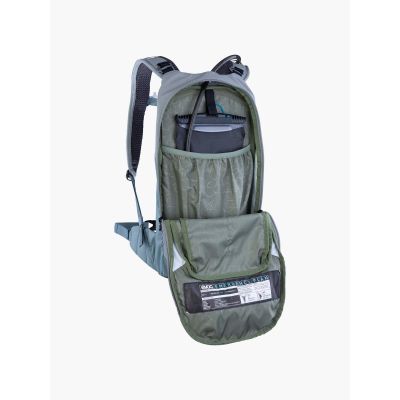 2. EVOC Stage 6 Trinkrucksack mit Wasserreservoir, Stein-Stahl
