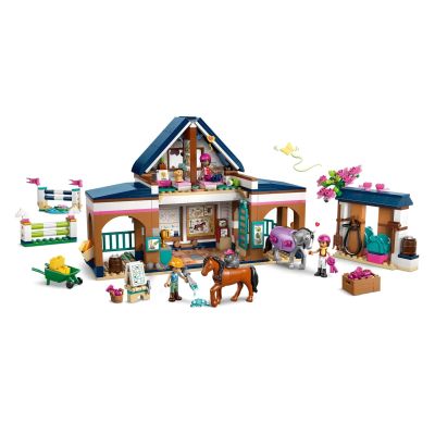 4. LEGO Friends 42688 – Stallungen und Reitschule
