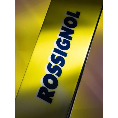 6. ROSSIGNOL SUPER BLACKOPS OPEN Skier