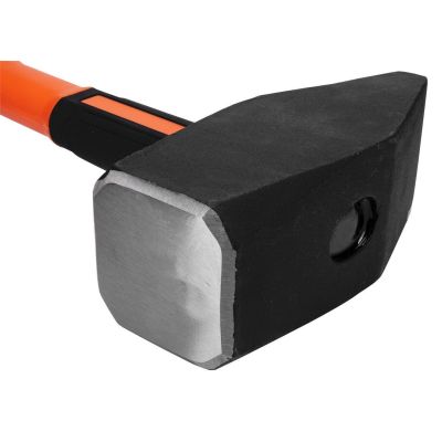 4. NEO Tools 25-155 Hammer