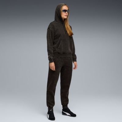 11. Puma ESS Elevated Relaxed Wash Hoodie W 688103 01