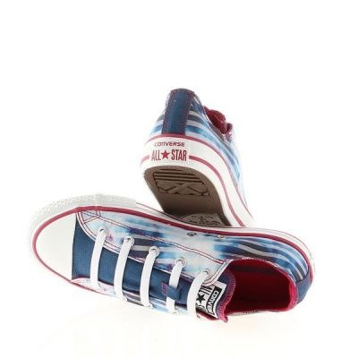 4. Converse Chuck Taylor As 647727C