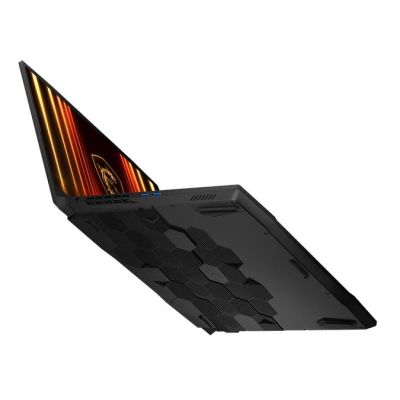 5. MSI Katana 17 HX B14WGK-036XPL i7-14650HX 17,3" QHD 240Hz 16GB DDR5 SSD1TB GeForce RTX 5070 8GB NoOS