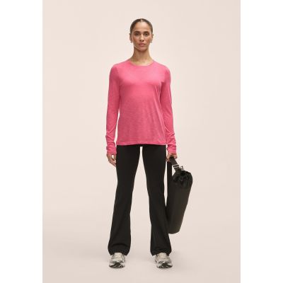 4. Casall Damen-Trainingsshirt mit weicher Textur und langen Ärmeln