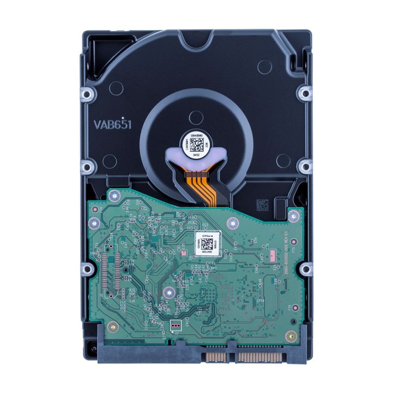 4. HDD WD Red Plus WD80EFPX (8 TB; 3,5"; 256 MB; 5640 U/min)