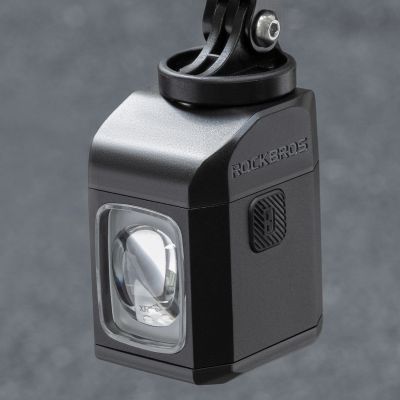 4. Rockbros M8 1600lm Fahrrad-Frontlicht mit Fernbedienung, 10 m Reichweite, wiederaufladbarem 4000 mAh Akku – Schwarz