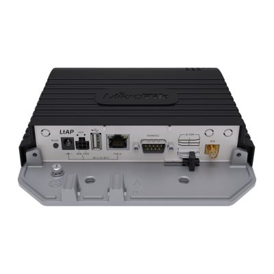 10. WiFi 4 LTE-Router Mikrotik LtAP LTE6-Kit (LtAP-2HnD&FG621-EA) LTE: Cat 6