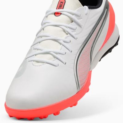 4. Puma King Match TT 108835-01 Schuhe