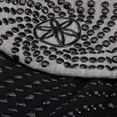 4. GAIAM Rutschfeste Yoga-Socken DOVETAIL 64998