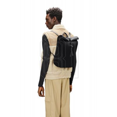 7. Rains Rolltop Rusksack Mesh Mini Schwarz W3 Rucksack 13350 01