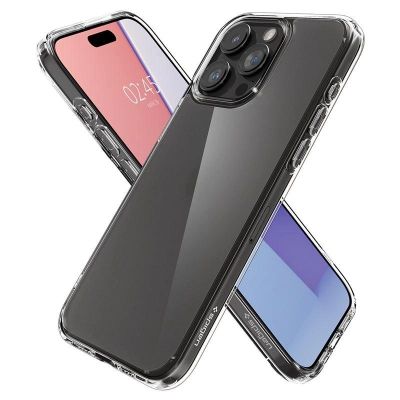 12. Spigen Ultra Hybrid-Hülle für iPhone 15 Pro – transparent und matt