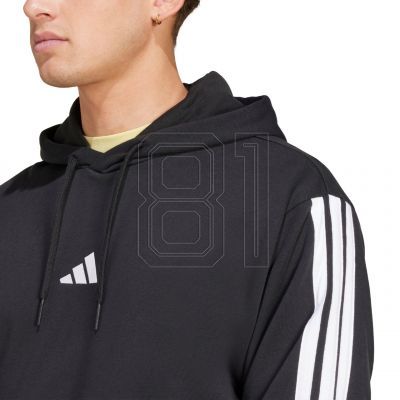 4. adidas Essentials 3-Streifen French Terry M Sweatshirt JD1874