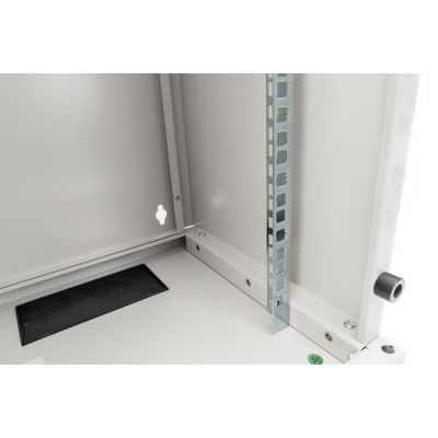 12. Wandmontierter Netzwerkschrank 10" 9U Rack 312x300, Glastür, grau, ungeteilt, montiert, 30 kg