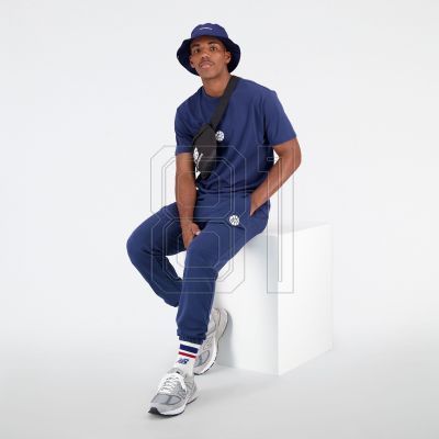 15.  New Balance Top NB Hoops Essentials Fundamental NNY M MT23582NNY