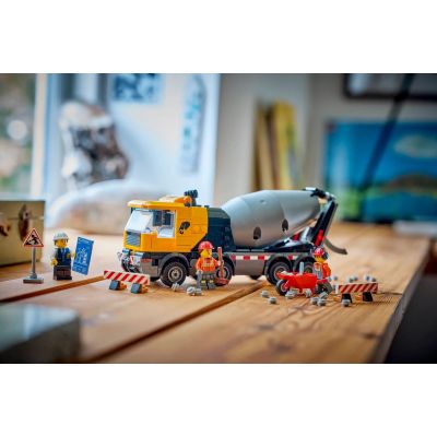 21. LEGO City 60478 Betonmischer
