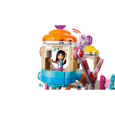 15. LEGO Friends 42700 – Süßigkeiten- und Cupcake-Riesenrad