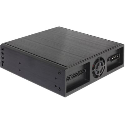 4. Delock 5,25"-Einschub für 4 x 2,5"-SATA-Festplatten/SSDs