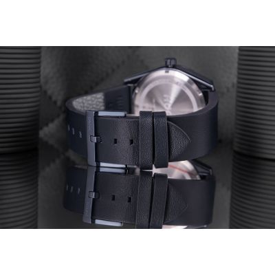 5. HUGO Bright Herrenuhr 1530352 + Box