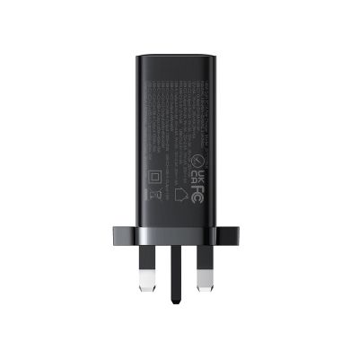 8. GaN-Ladegerät UK Joyroom JR-TCG05UK 140 W 3x USB-C USB-A + USB-C / USB-C-Kabel 240 W 1,2 m
