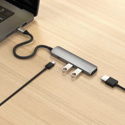 7. Satechi 4-in-1 USB-C Slim Multiport-Adapter 4K (Space Grau)