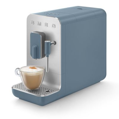 9. Smeg BCC12SBMEU Kaffeemaschine, halbautomatische Espressomaschine, 1,4 l