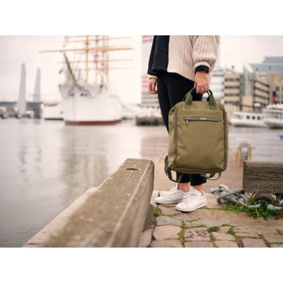30. Golla Orion Rucksack 15,6 Zoll, 13 Liter, Grün (76437)