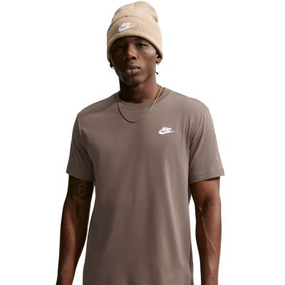 3. Herren-T-Shirt Nike Club Tee braun AR4997 274