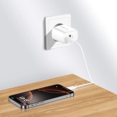 9. Tech-Protect NCA20 PD 20W QC3.0 USB-A / USB-C Wandladegerät + USB-C / USB-C Kabel 100cm - Weiß