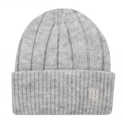 5. Tommy Hilfiger Timeless Beanie W AW0AW13827