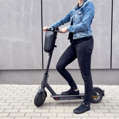 14. Wozinsky wasserdichte Lenkertasche für den Scooter, Scooter-Tasche, 4 l, schwarz (WSB2BK)