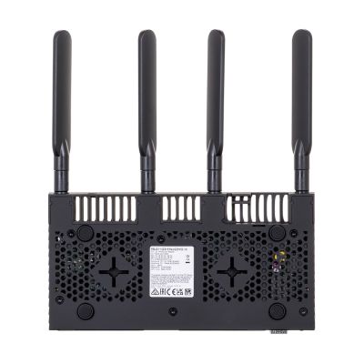 12. Mikrotik RB4011iGS+5HacQ2HnD-IN WiFi 5 Router 2,4 GHz (2x2)/5 GHz (4x4) 11p