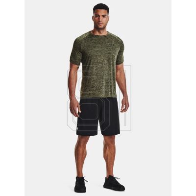 3. Under Armor T-shirt M 1326413-390