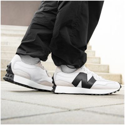 3. New Balance 327 M MS327CWB Schuhe