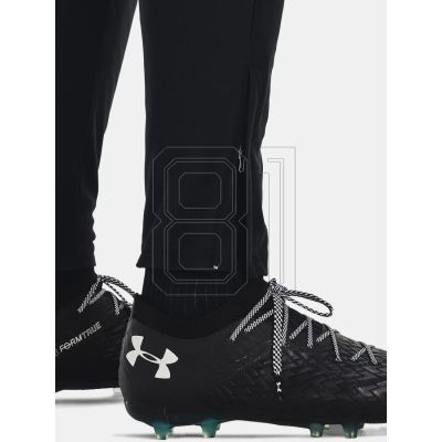 8. Under Armour Trainingsanzug M 1379592-001
