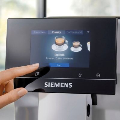 8. Siemens TP715R07 EQ700 Espressomaschine (schwarz; 19 bar)
