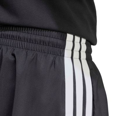 5. adidas Essentials 3-Streifen Chelsea Lite Webshorts für Herren, Schwarz, KY6510