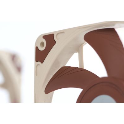 6. NOCTUA NF-A12x15 FLX Lüfter 120x120x15 mm