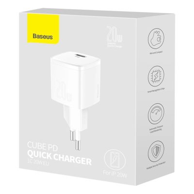 8. Baseus Cube 20W PD USB-C Wandladegerät – Weiß