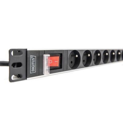 4. Digitus DN-95402-1-FR PDU Stromverteilungseinheit 8 x Netzwerkdosen 1U
