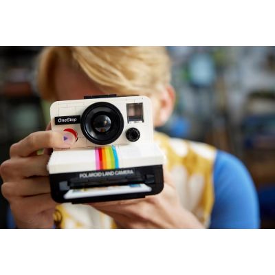 8. LEGO Ideas 21345 Polaroid OneStep SX-70 Kamera