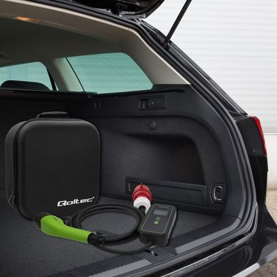 7. Qoltec Mobiles Ladegerät für Elektroautos (EV) mit 2-in-1-Norm Typ 2 | 11 kW | CEE 5-PIN | LCD | 3-phasig | Tragbar | Wandsteckdose | 5 m