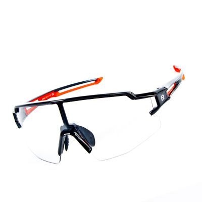 Rockbros Sportbrille mit photochromen schwarzen Gläsern