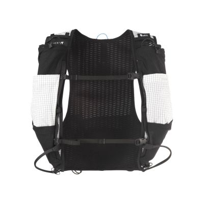 4. MILLET Trilogy Sky Weste Rucksack Weiß