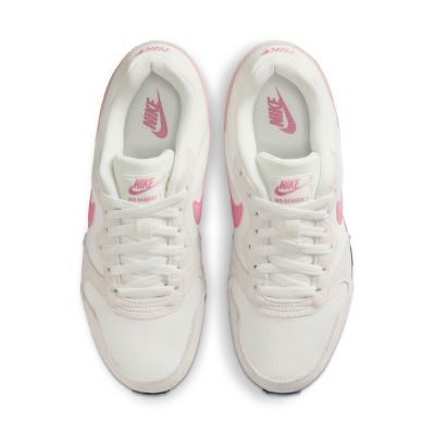 4. Nike MD Runner 2 Damenschuhe 749869-106