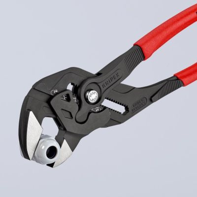 7. Knipex 86 01 300 Zange
