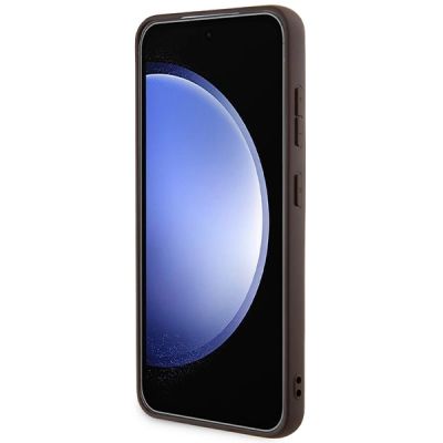 5. Guess 4G Collection Leder Metall Logo MagSafe Hülle für Samsung Galaxy S24 – Braun