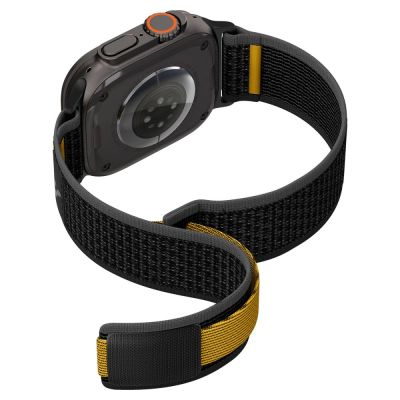 8. Spigen Athlex Air Strap für Apple Watch 44 / 45 / 46 / 49 mm - Schwarz