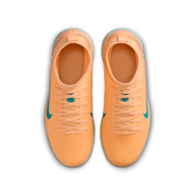 4. Nike Jr. Mercurial Superfly 10 Club „Kylian Mbappé“ TF HJ6933-801 Schuhe