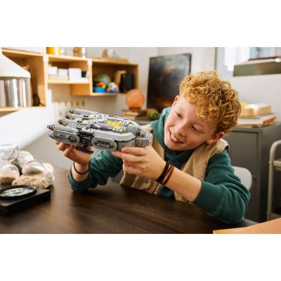 8. LEGO Star Wars 75445 - Anzellanisches Raumschiff